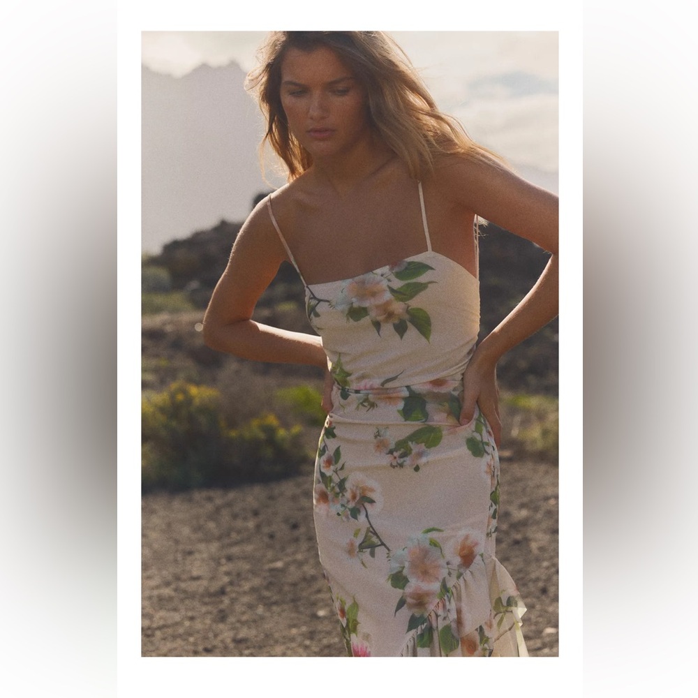 Zara Floral Cream Dress - Picture 2 of 8